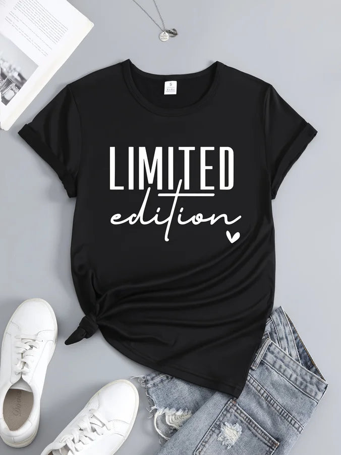 Camiseta de mujer con estampado de letras