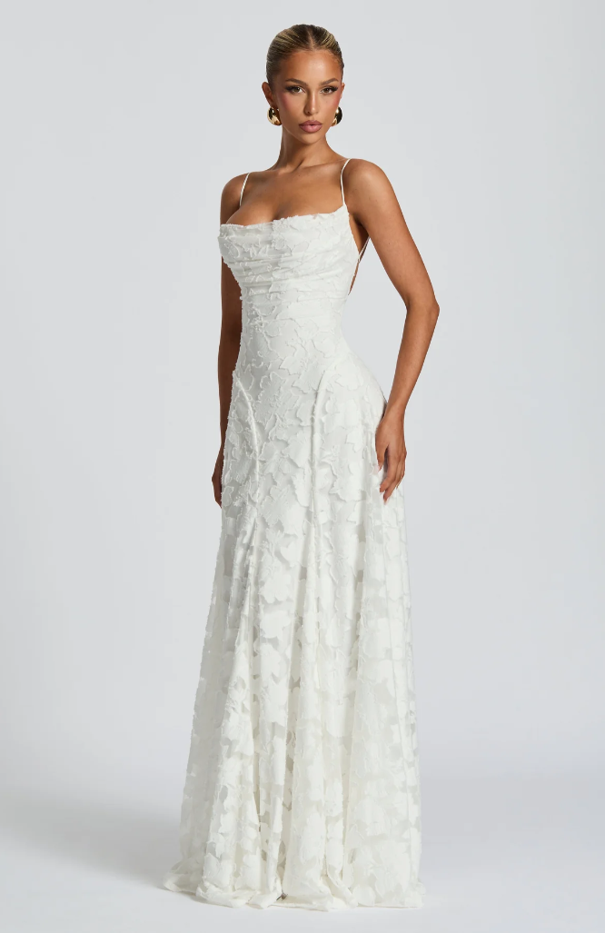 Sofianne | Elegant Lace Maxi Dress