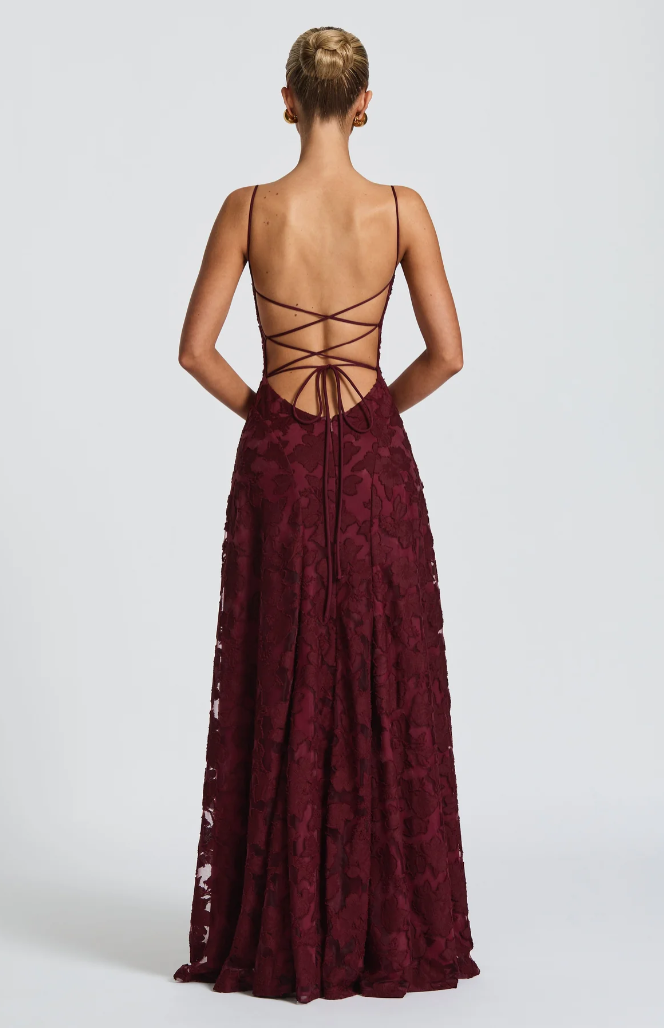 Sofianne | Elegant Lace Maxi Dress