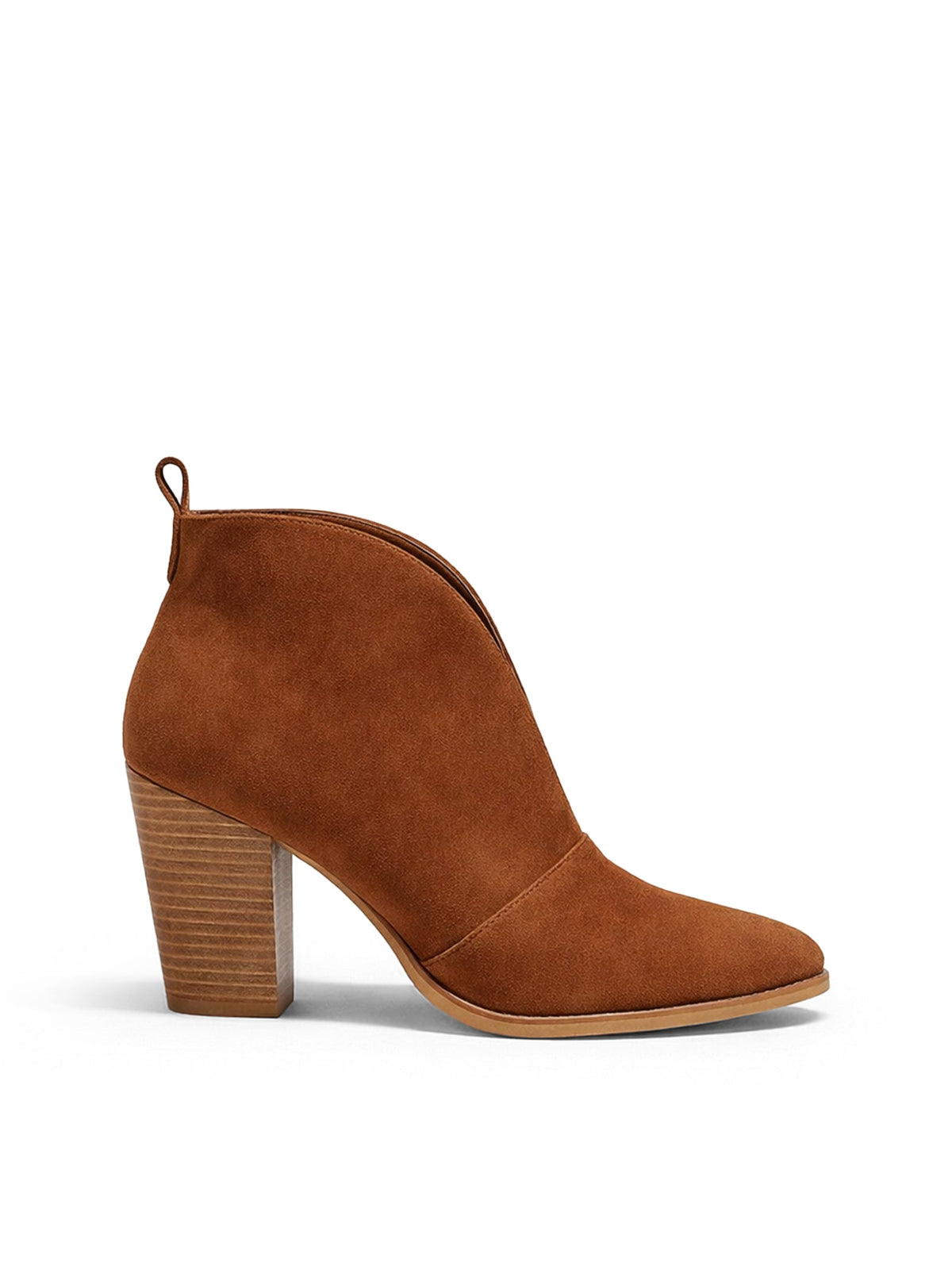 CATALINA | BOTINES CON CORTE EN V