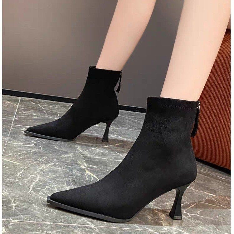 ELARA | BOTINES DE TACÓN FINO